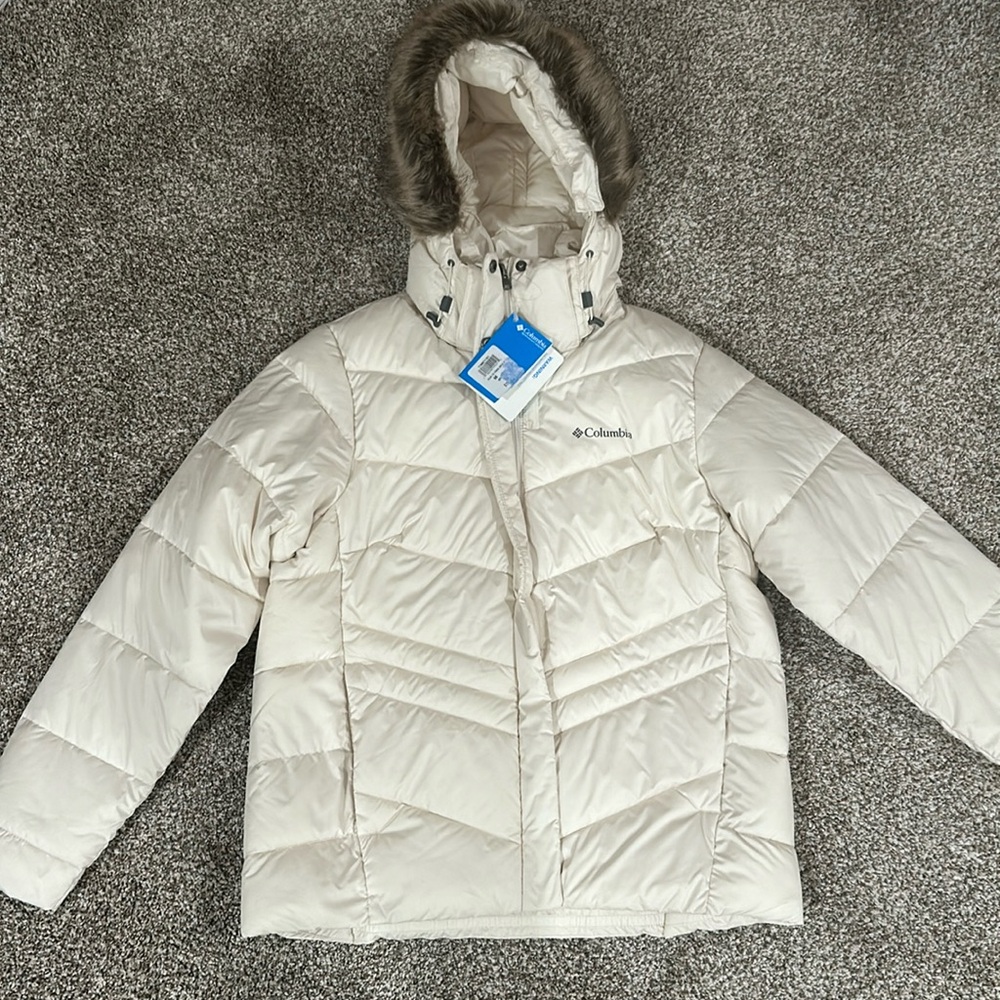 Columbia women’s puffer jacket